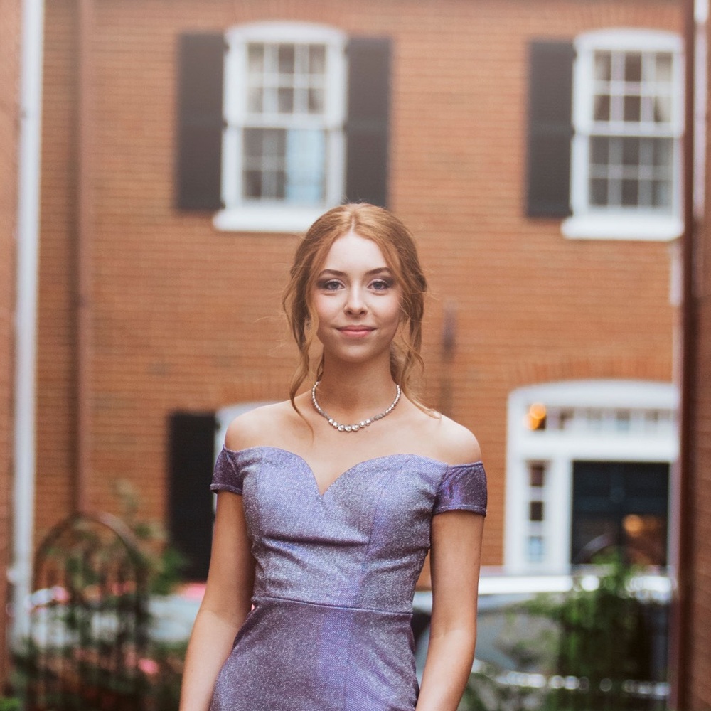 Meet your Posher, Ellie